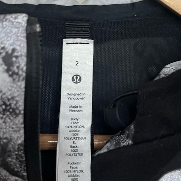 Lululemon Break A Trail Jacket - Picture 4 of 5